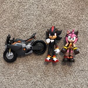 Shadow and Amy Action Figure Set with Motorcycle